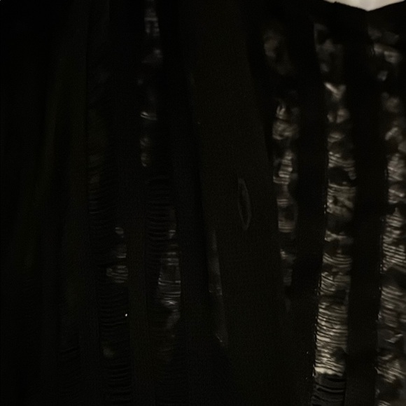 Mustard‎ Seed Black Sheer Top - Picture 3 of 3